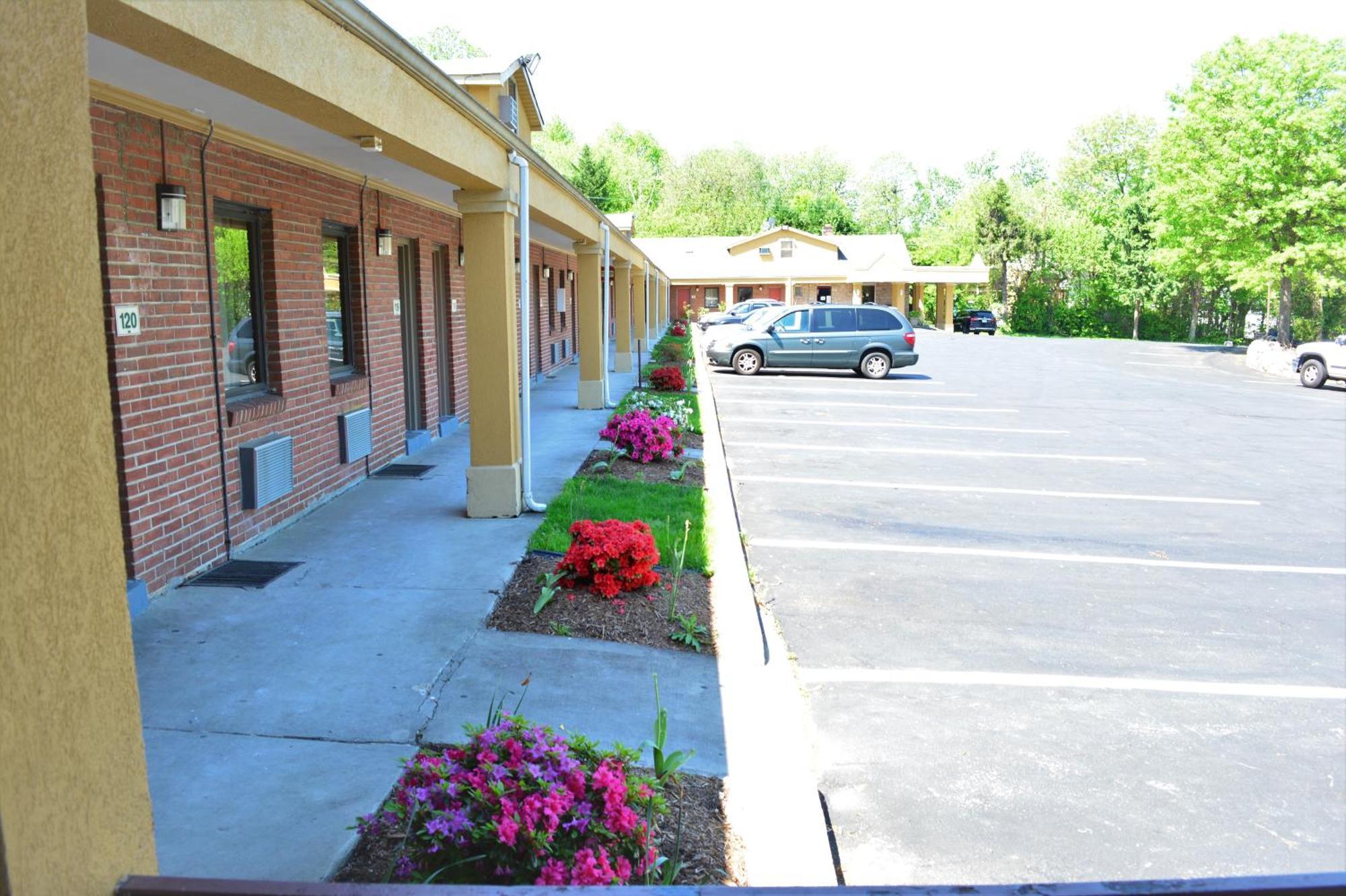 Budget Inn Falls Church Kültér fotó
