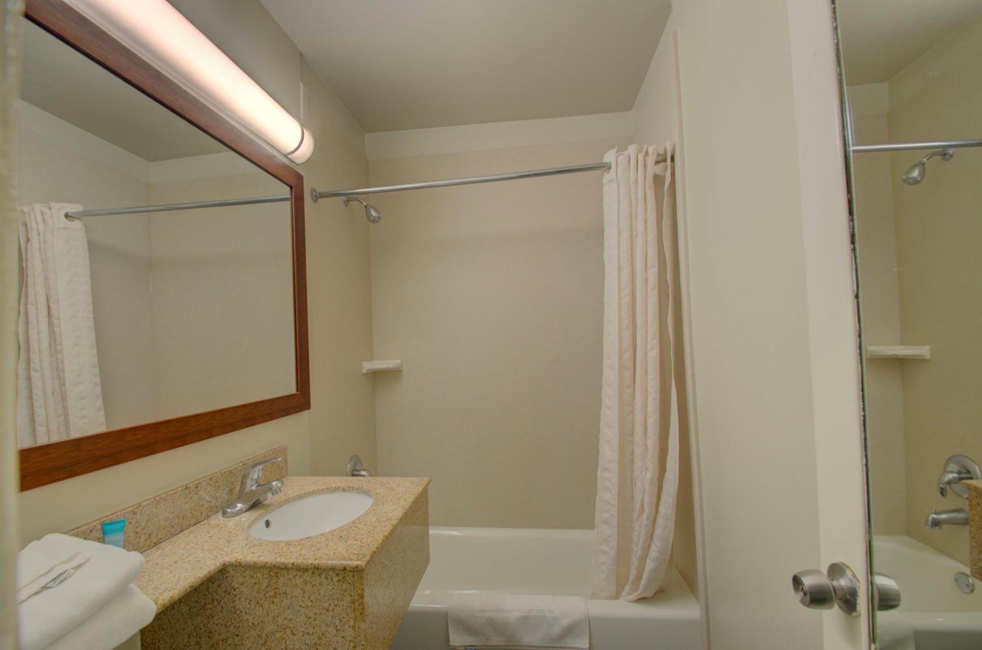 Budget Inn Falls Church Kültér fotó