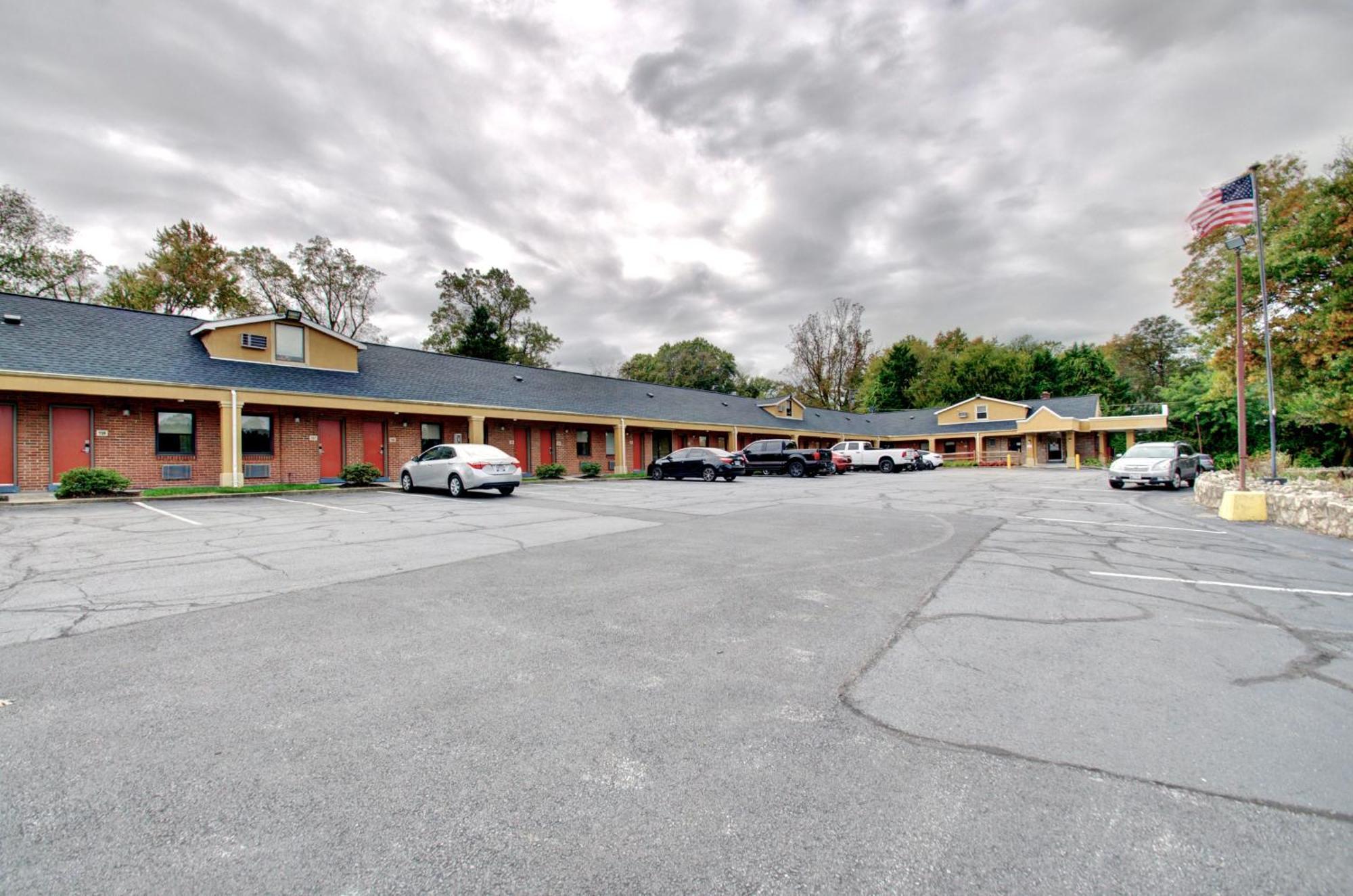 Budget Inn Falls Church Kültér fotó