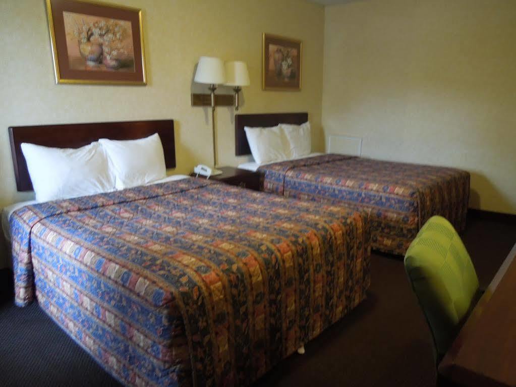 Budget Inn Falls Church Kültér fotó